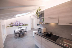 Glicine Apartment Costermano